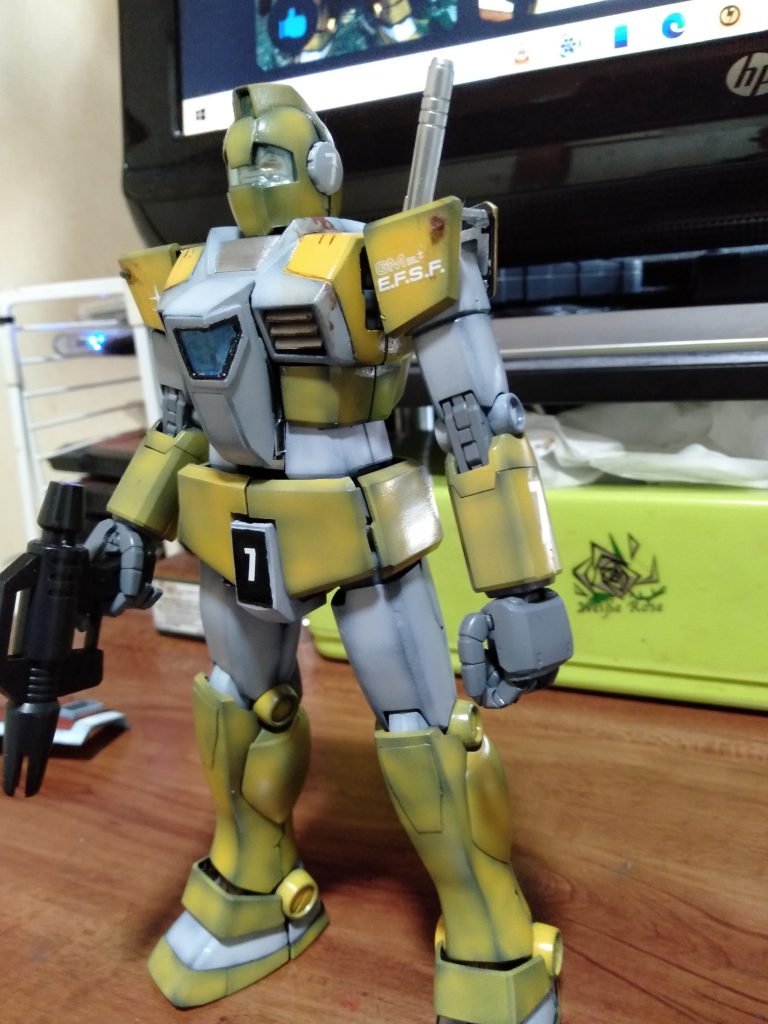 こんな感じに簡単にデカール貼りましたッ‼