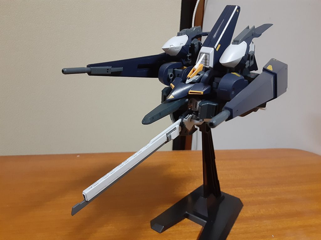 飛行形態も凄いボリュームです。