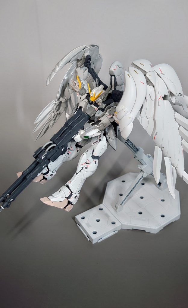 1/100 MG ウィングガンダムゼロカスタムver.ka(スノーホワイト)–3枚目/制作者：@Mirialdo723