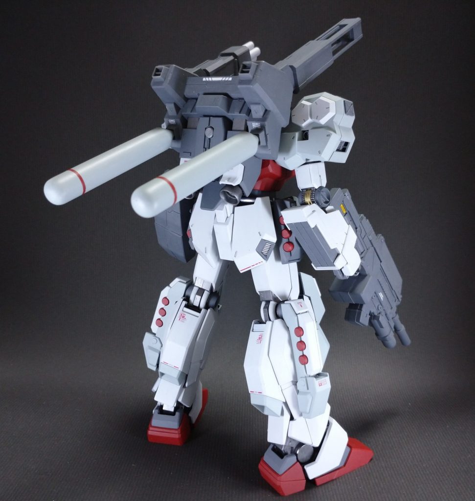 テスト時の稼働時間拡大の為プロペラントタンクを増設。