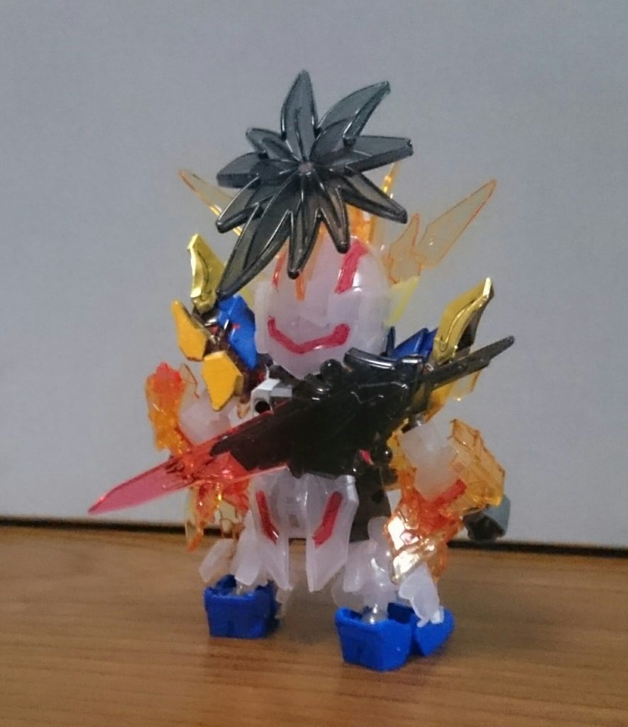 塗装は最小限に、キラキラが欲しかったので、シールを使用してるっス