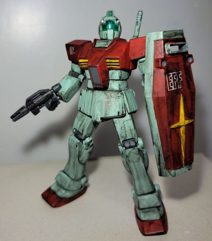 はい2回もドブった姿ですちなみに凸の後ろにはメッキクロムを塗ったプラ板を仕込んだので正面なら採光はなかなか良いです蛍光グリーンを塗ったままではこの効果は隠されてしまうのでこれはこれで良いかと