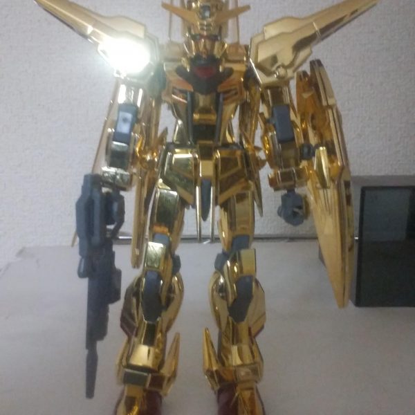 アカツキガンダム