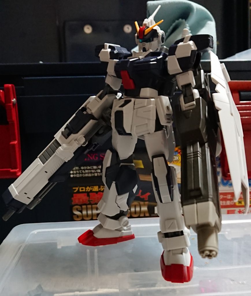 仮組の状態。最初はフレームランチャーだけ塗装して、あとはシール貼ったりスミ入れしたりツヤ消しだけでいいやと思ってました(爆) 以上です。最後までご覧頂きありがとうございました！