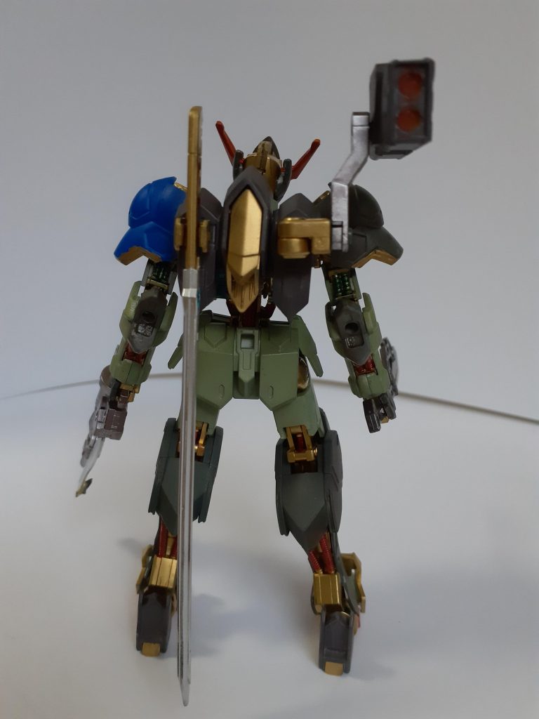 装甲着けた状態後ろ。