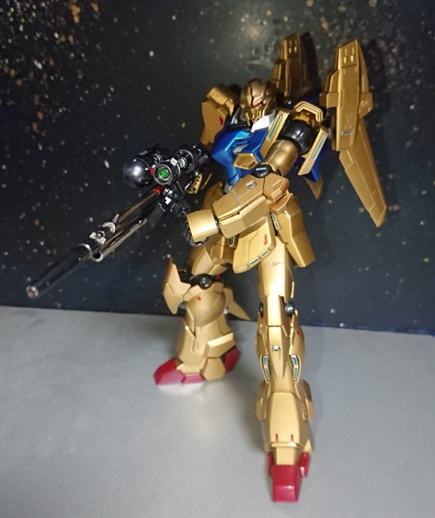 首領「うむ、確かに狙い易いな。でも武器がこれだけというのも心許ないな。」A「あ、ビームサーベルはリアスカートの外側に格納してる体で。」首領「体で？」A「開閉ギミックまで手が回らなかったらしいですよ。」首領「何の話だ？まぁあるなら構わんが。」A「それと頭部のバルカンがありますんで民間船相手なら充分でしょう。」