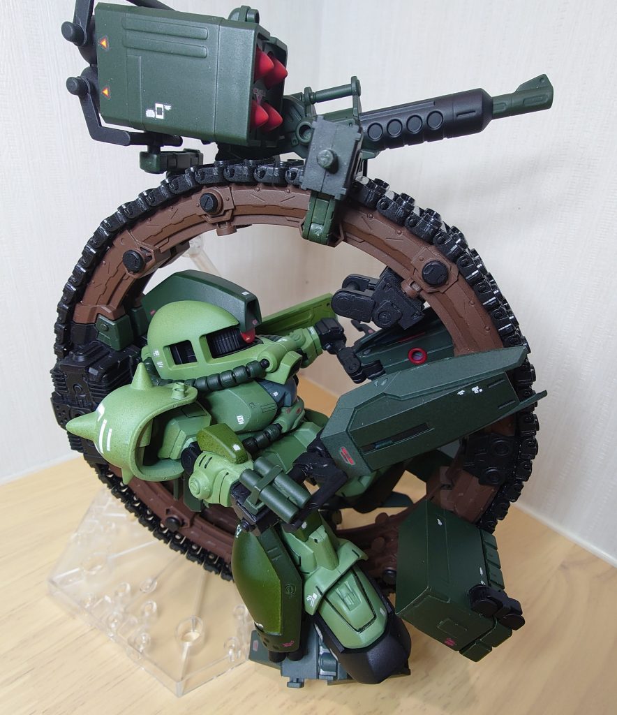 バイク！バイクとか全く分からないんですけど...大きいやつに乗っているイメージです！