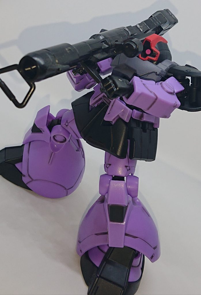 バズーカを構えて