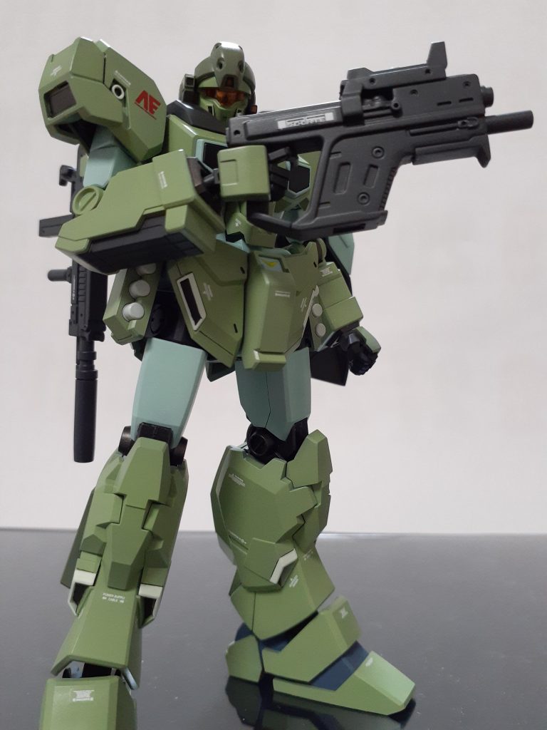 新水性ホビーカラーの驚くべき性能。サフ無し、エアブラシ2回吹きで発色。