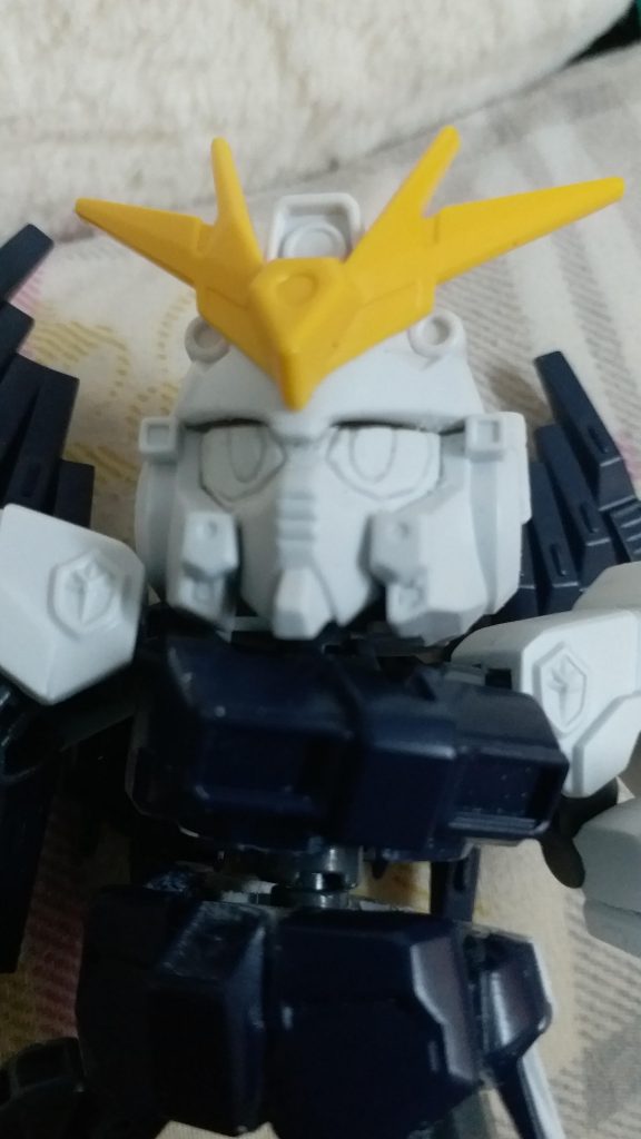 眼睛用完刀筆再用刻線刀