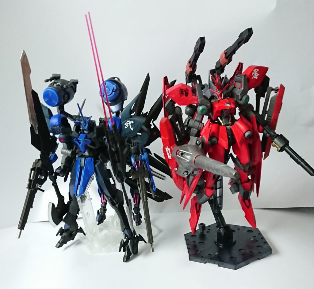 過去に投稿しました蒼鬼馬グレイズとあわせて。赤鬼と青鬼で並べたかったのでようやく実現しました。ご閲覧、ありがとうございました。