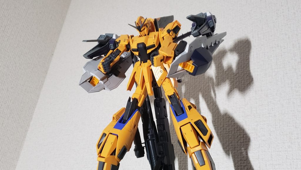 逆噴射ギャプランと言えばこのポージングです(絶対違う)