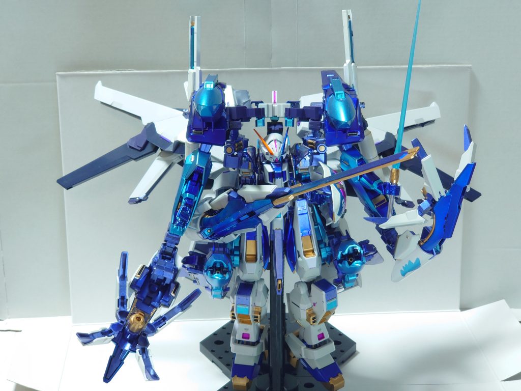 実はさらに上の形態も準備しているのですが塗装間に合わなかったのでおまけ的に載っけておきます。こちらは完成次第また上げるつもりです。