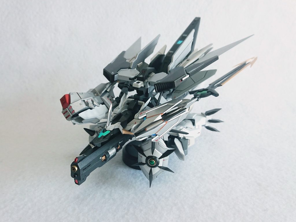 【オメガモン?】デルニエントガンダム–3枚目/制作者:明石焼き