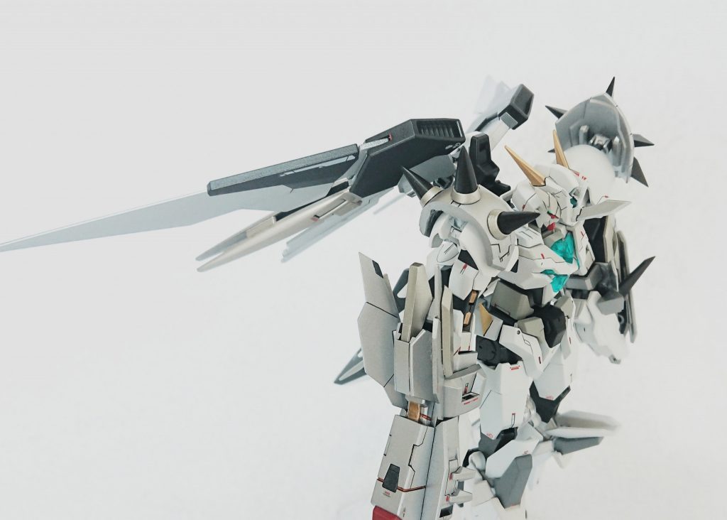 以上、【オメガモン?】デルニエントガンダムでした!諸事情でリライズコンに参加できなかった鬱憤を晴らすために制作したのですが、それなりに良いものができました。カラーリングは特に気に入ってます。これで参加したかった,,,それではここまでありがとうございました。