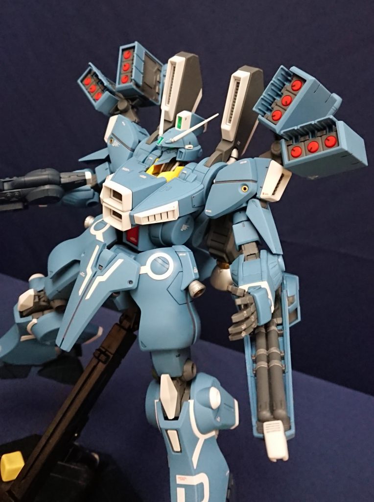 アーマード・コアに出てきそうな多連装ミサイル。かっけぇ！普通に組んじゃったけど、ハッチを独立させてあげても良かったなぁ。また時間が取れた時にでもやっときます(やっとけw