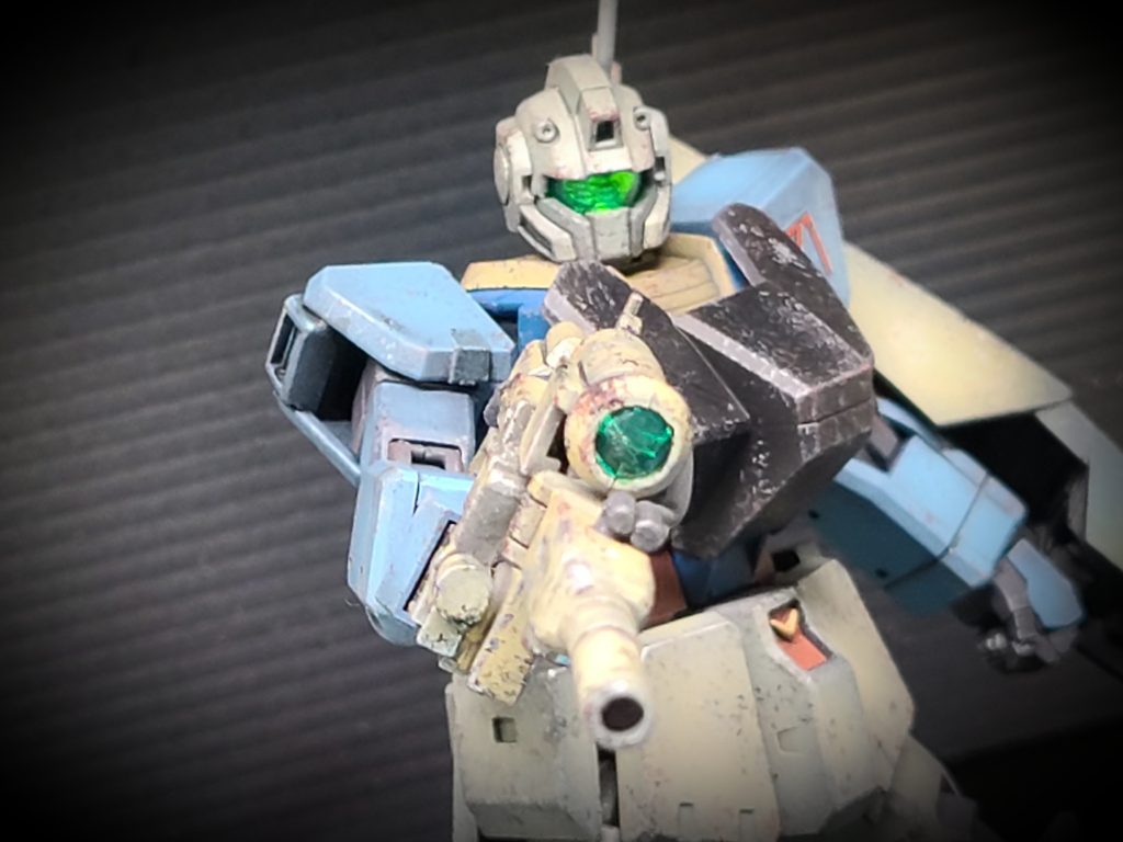 レンズ類は蛍光カラーです。