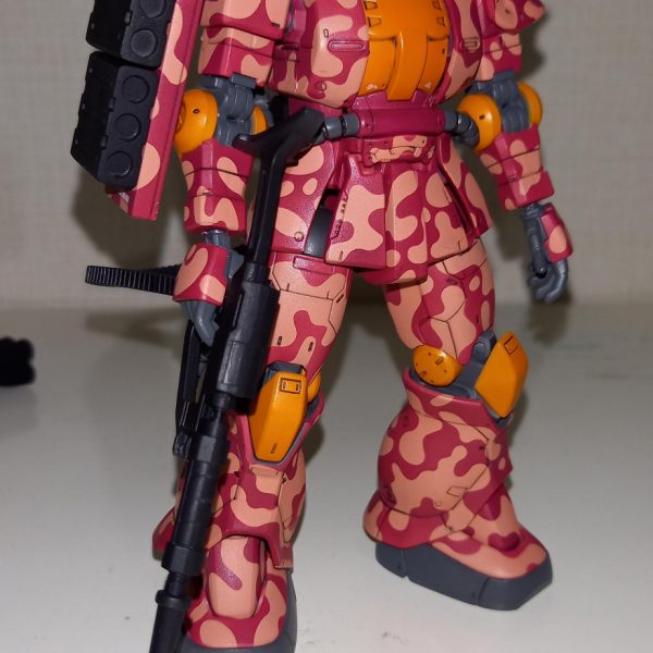 シャア専用迷彩