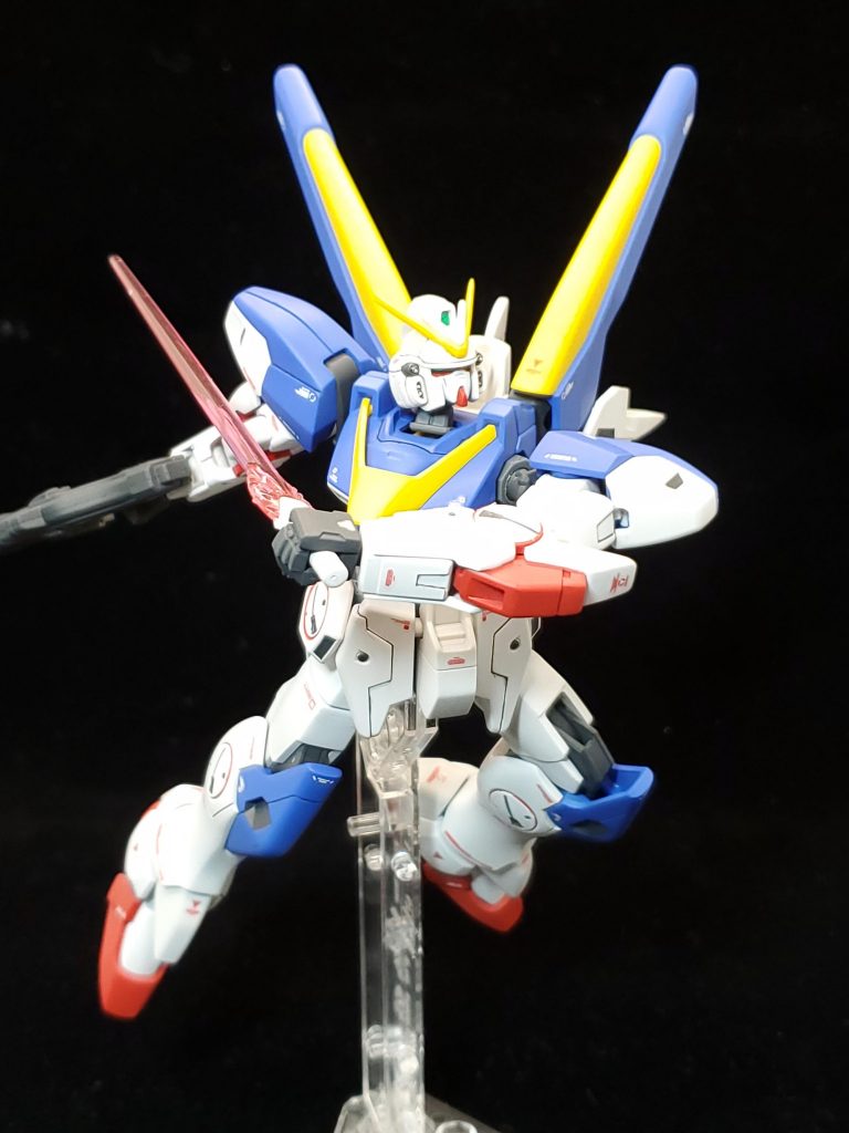 HGUC　V2ガンダム–4枚目/制作者：いわしみず
