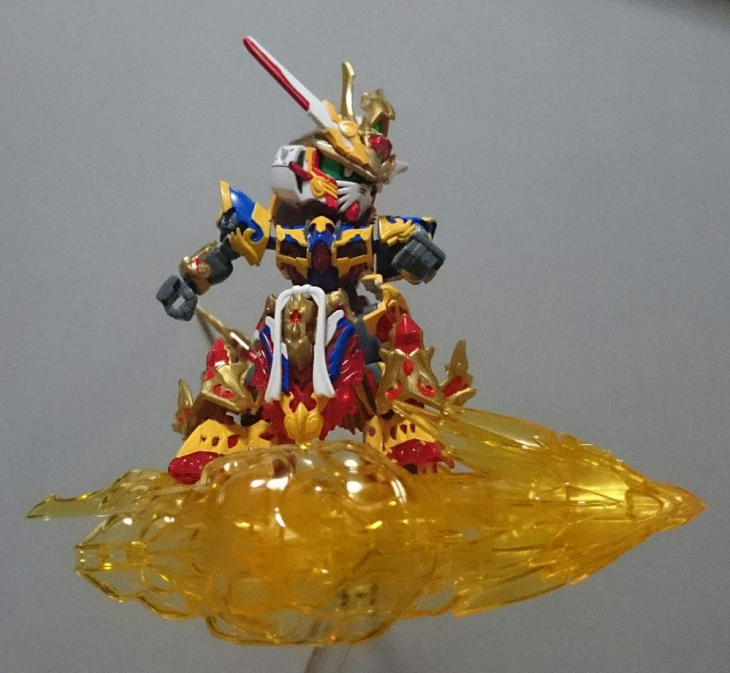 ローアングルからの眺めならボリューム不足感は若干誤魔化せるかも……カモ……