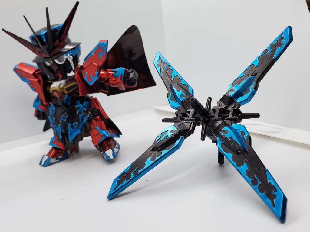 バックパックのXリフレクターは、ペルソナシリーズの胡蝶の夢のイメージ。蝶にみえてきません?ベルベットルームの青白さにもイメージ合う!