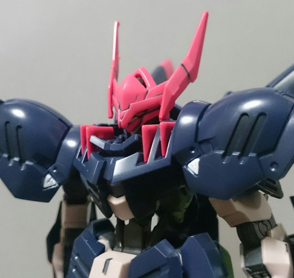 土曜の夜は頭と胴体だけつくって、一晩中フードを被せたり外したりして夜を明かしたっス…