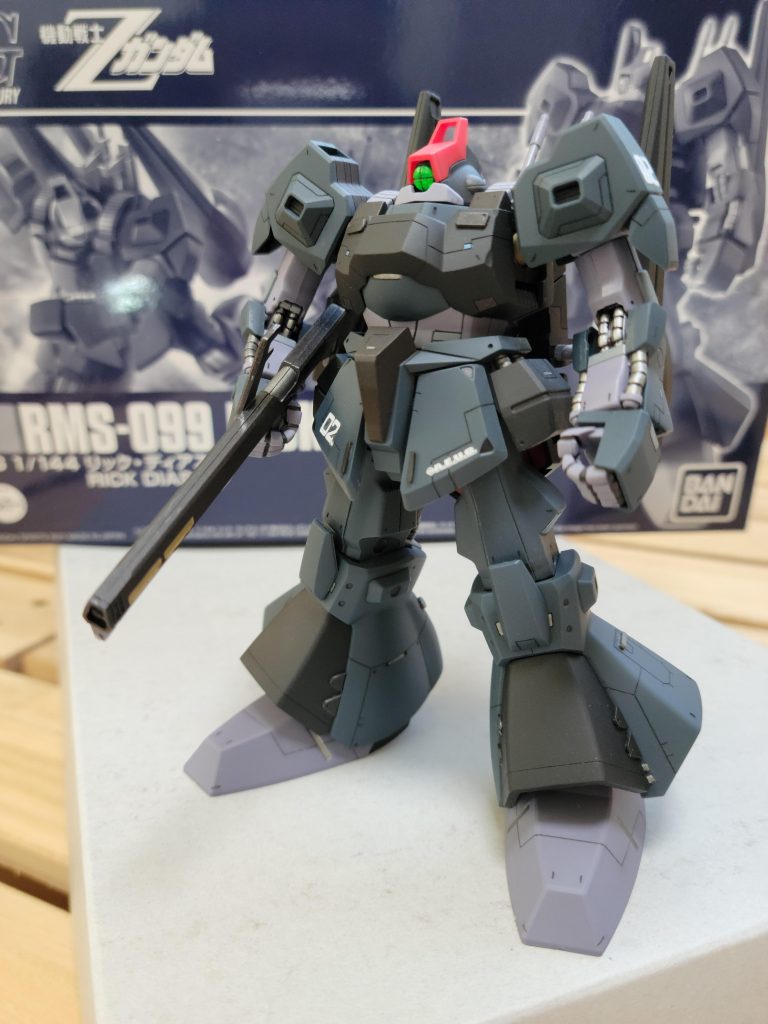 リックディアスは、ボディサイズ大きくて迫力あります。ゼータの機体はどれも良いですよね~。