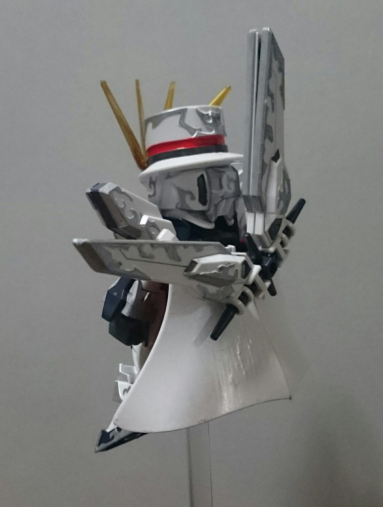 ・背面マント頑張った……