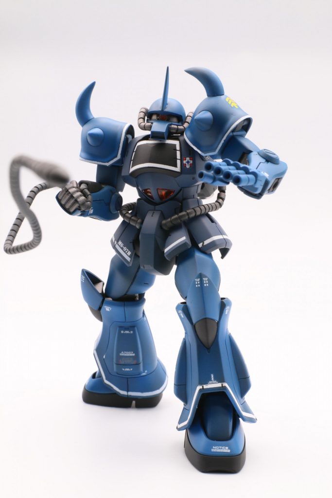 ヒートロッドは、どうポージングしていいのか分かりません笑なんですか!この、へっぽこそうな腰の引けたグフは!笑笑そんな、ちょっとお茶目な一面もあるグフ(ランバ・ラル専用機)でした笑笑(こんなんじゃ、戦闘に出ても一番にやられそうだな…笑 )