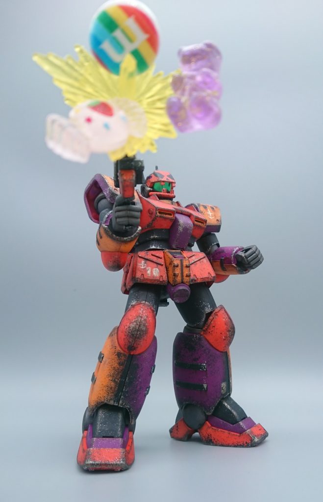 １００ミリマシンガンからはチョコやキャンディー、クマちゃんグミなどお菓子の銃弾・エフェクトを使用。