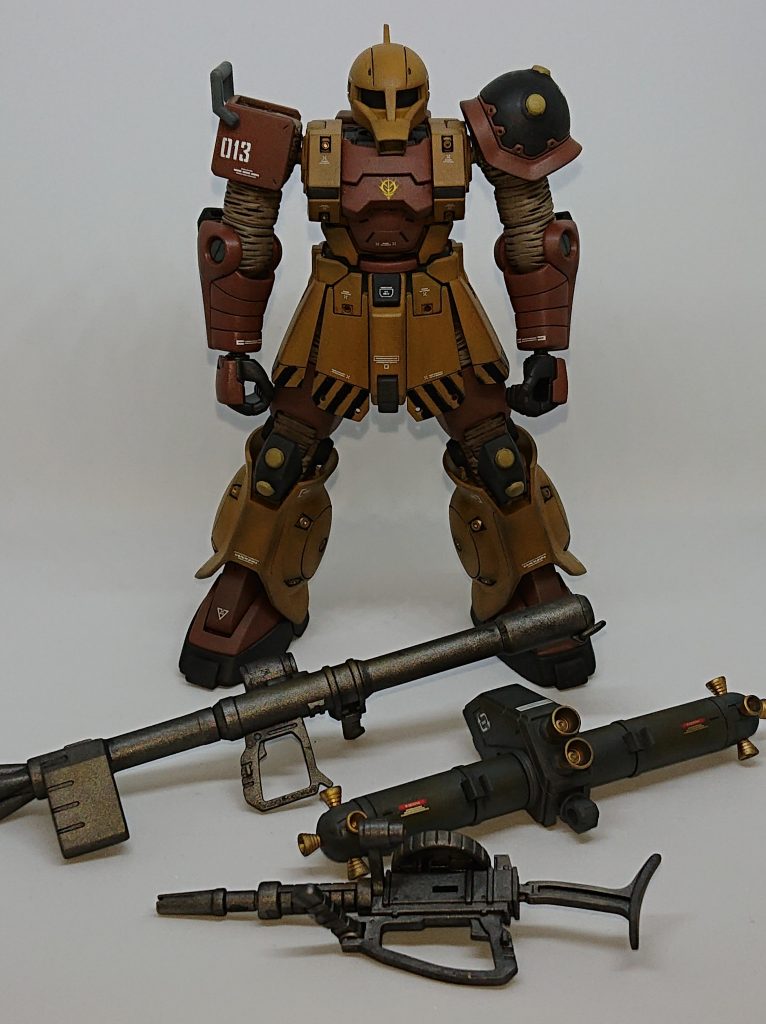 武装一式ザクバズーカとマシンガンが付いていたのでこちらも作成しましたが、持たせたポーズは撮影してません。