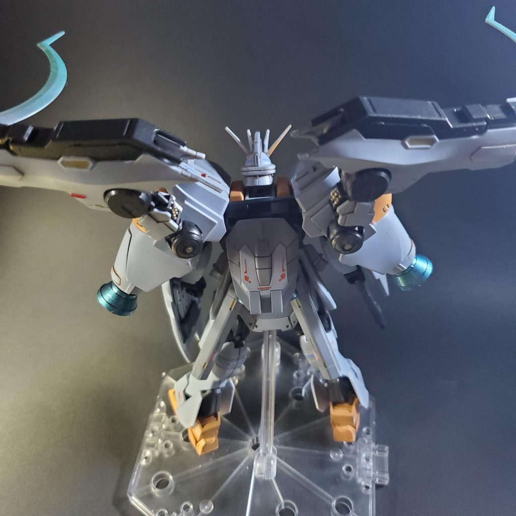 敵基地を強襲無双するカトルをイメージしましたサブアームは正義ご閲覧ありがとうございました他にもガンダムWの作品作りましたよろしくお願いします