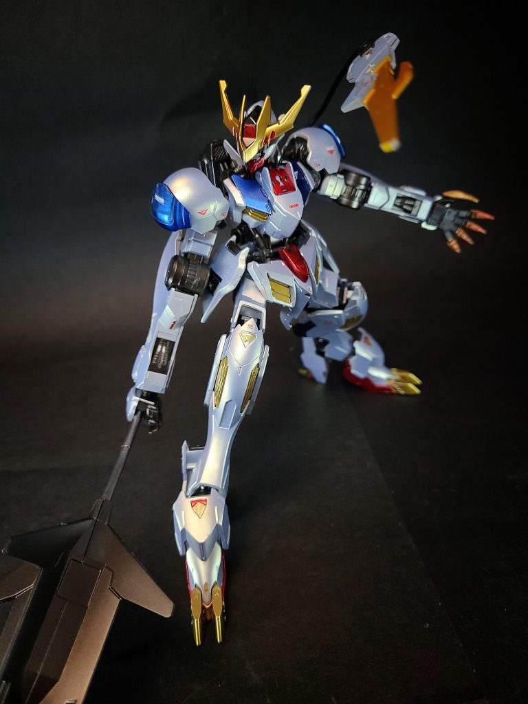 リミッター解除本機を初めとするガンダム・フレーム採用機に備わっている機能。対モビルアーマー用の機能である。機体のリミッターを解除し、機体性能を完全に引き出す。この機能が発動した際にはツインアイが赤く光る。本機は大破した状態で相手がモビルスーツにも関わらずこの機能を発動し敵機を圧倒したが、大破状態であったため機体とパイロットが耐えきれず自壊していき、機能を停止した。