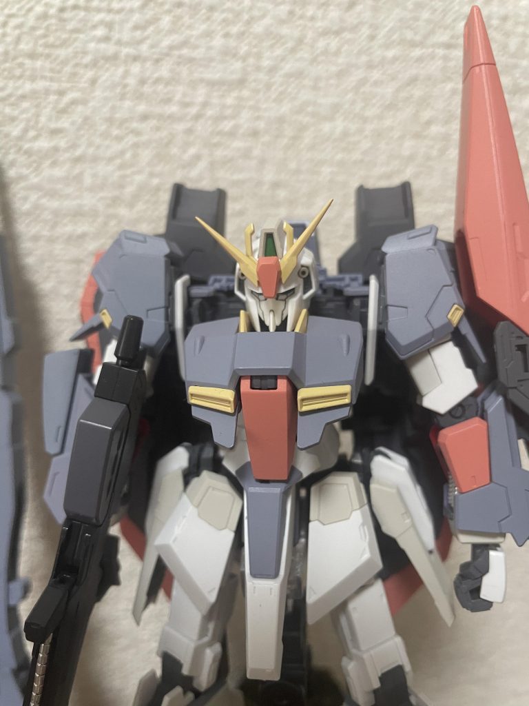 胸部をHGUCのパーツに変更、ハマるように調整。