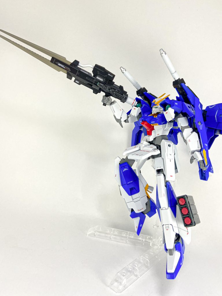 メイン武装のハイビームライフル