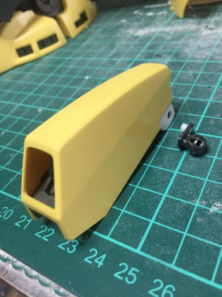 フロントアーマー　上側に上げるためオフセット軸製作