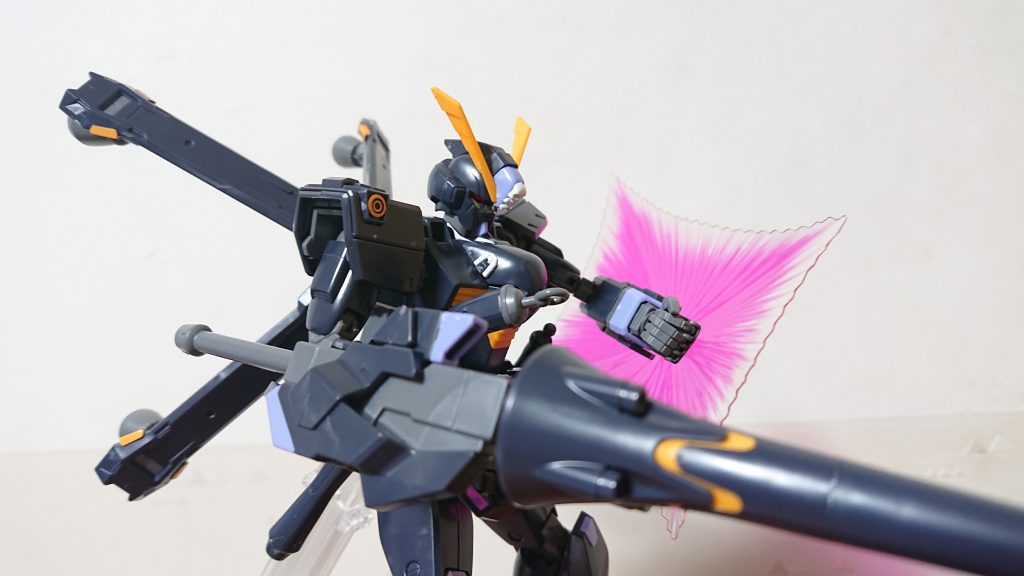 クロスボーン全体に言えますがビームシールドがめっちゃ付けにくいです。でもカッコいいからガンバって着けました‼️