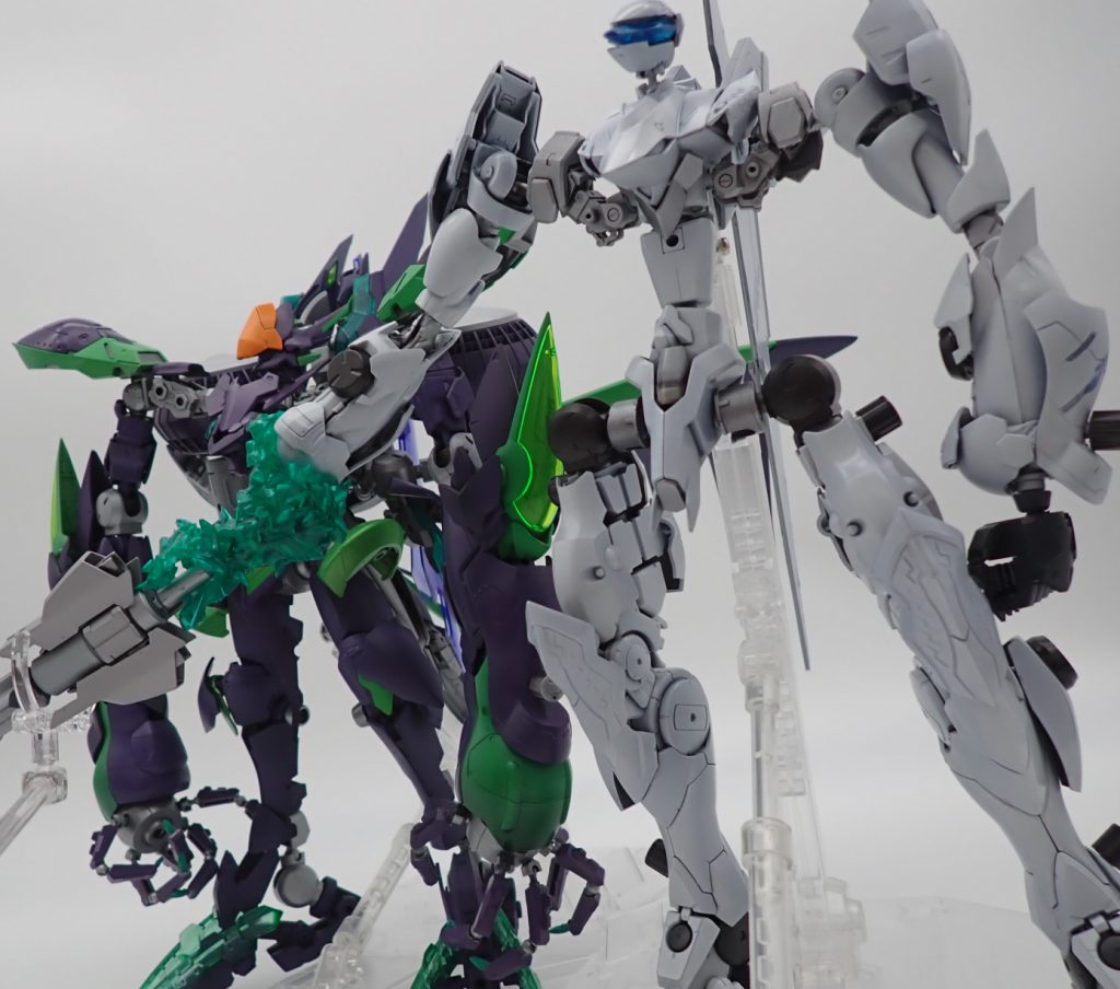 以前に作ったマークニヒトと一緒に英雄二人。