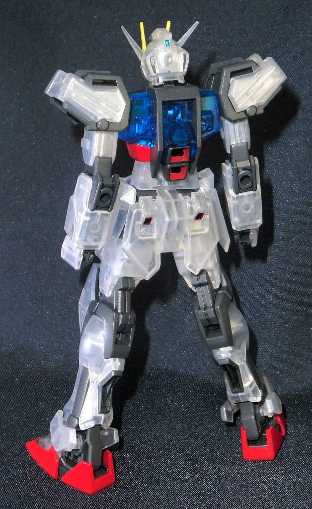 リアアーマースラスターはそのままだと赤と黒が透けて目立つので、シルバーを塗ってから塗装