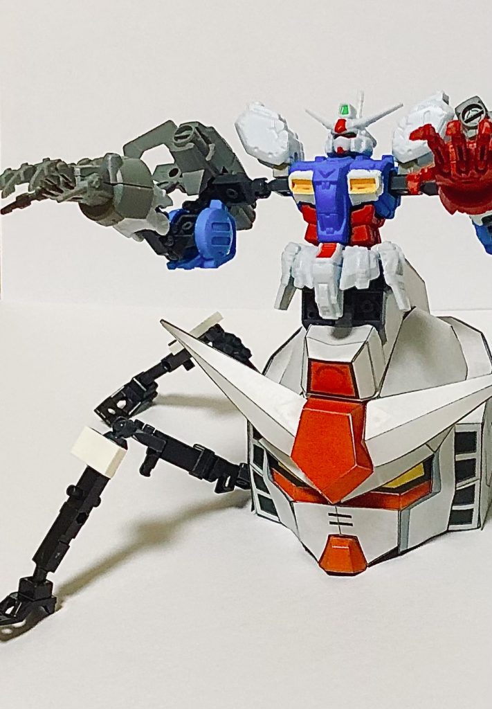 デビルガンダム四つのお約束1. デビルガンダムに噛まれるとDG細胞に冒される2. コクピットが破壊されるまで活動を停止しない3. 見境なく他のガンダムを襲う4. 頭が悪い...まんまゾンビだーッ!🏃♀️💨🧟♂️🧟♀️🧟♂️