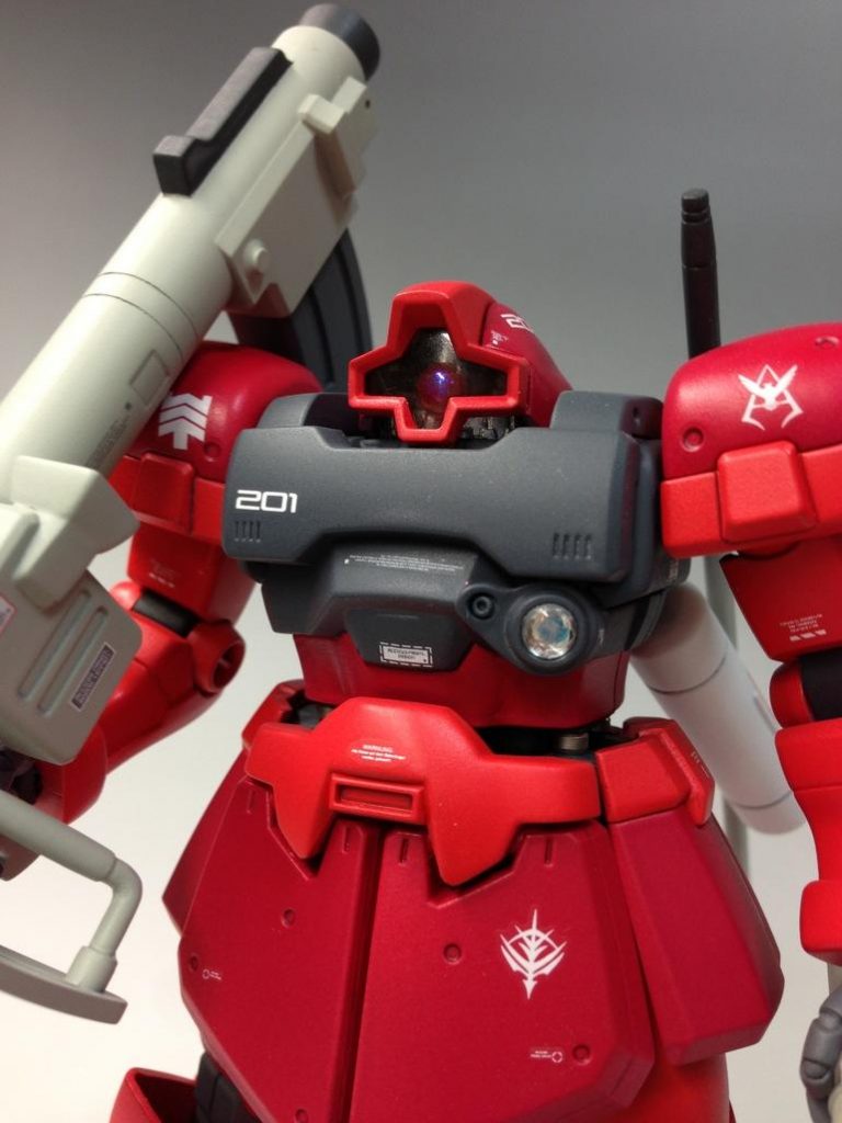 宇宙線遮蔽で、モノアイカバーをスモークグレーにしました。