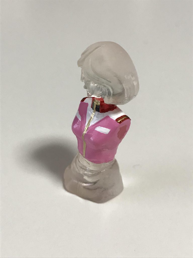 まいど透明なプラです。サフ無しで直に塗っていマス。透明感が残る感じがして、むしろ気に入ってきました(^^)