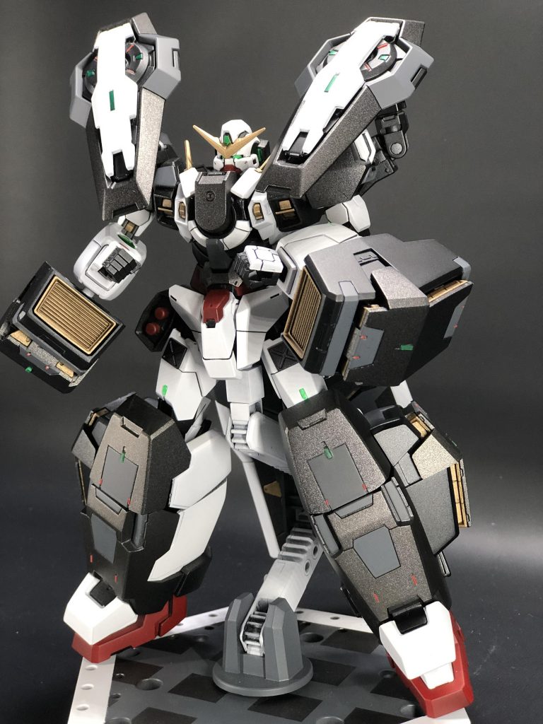 GNシールドとGNフィールド全展開のシェルモード