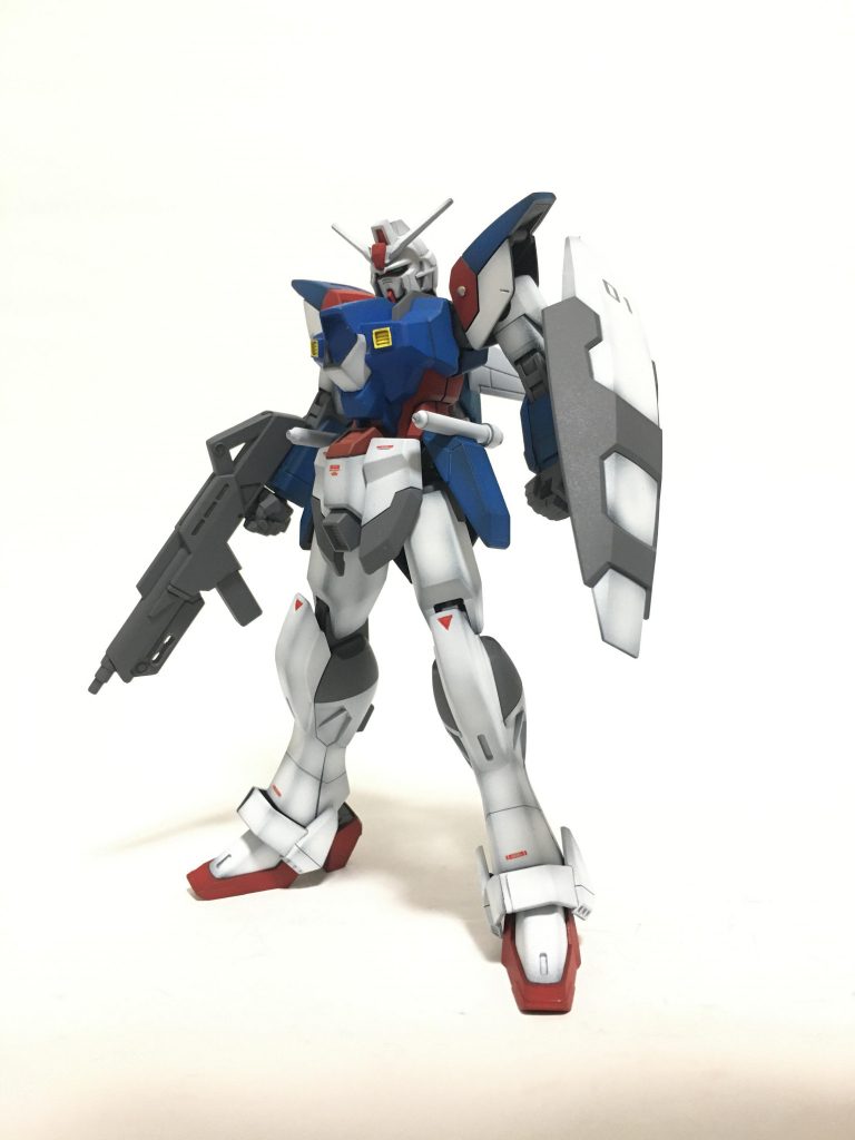 大部分はインパルスガンダムランシエを使用しました。シールドはAGE1ノーマル、サイドアーマーはダガーLから拝借してきました。