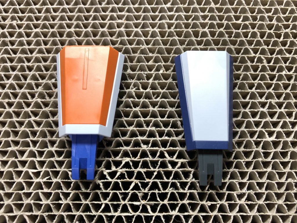 塗装前のシールドです。左が今回のもので右がプレバンのものです。色的にパワードジムとBD1のシールドをガッチャンコしてますね。プレバンのより無骨な雰囲気があって気に入ってます。以上です。いつかゲルググVDと並べたいですね。布バズを1/144で立体化してくれ…