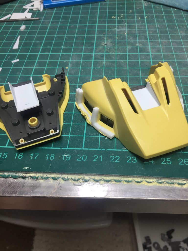 足　上側カットゴチャメカ台、製作