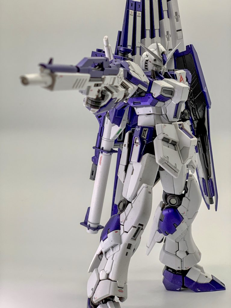 汚し前、ファンネルのシルバーの部分はステンレス調のシールを貼りつけてあります。