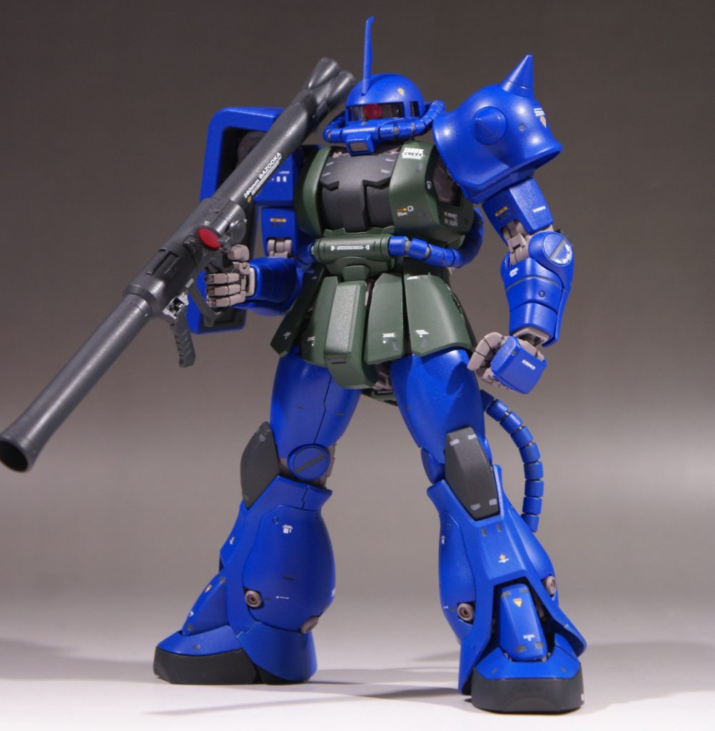 バズーカー装備。