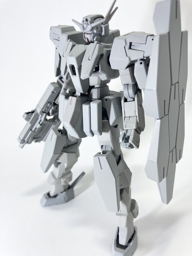 申し訳程度のディテールアップとスタイルの調整をしてます首で1ミリ胴で1.5ミリ足でも1.5ミリ延長してます