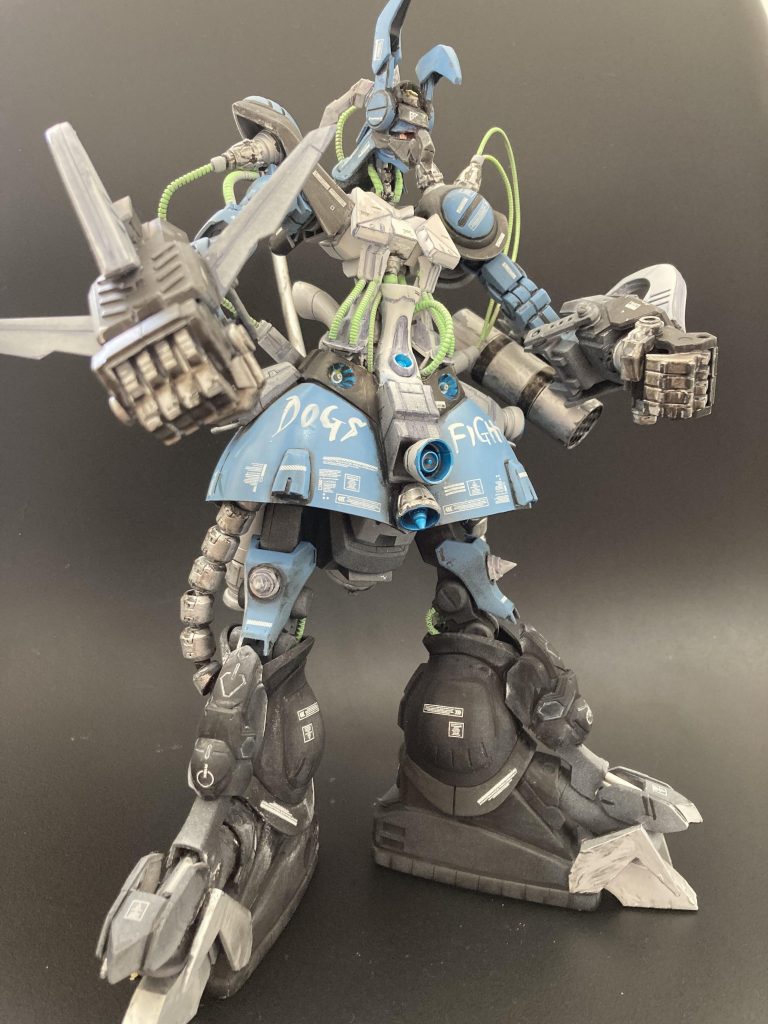 脚はインファイトでも打ち負けない様ムッキムキにビルドアップしました。